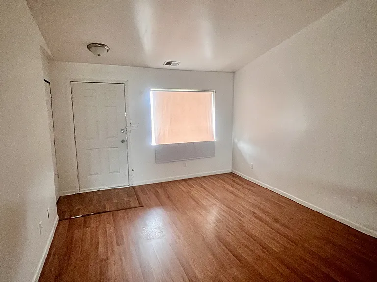 25672 Lira Ln — Photo 21