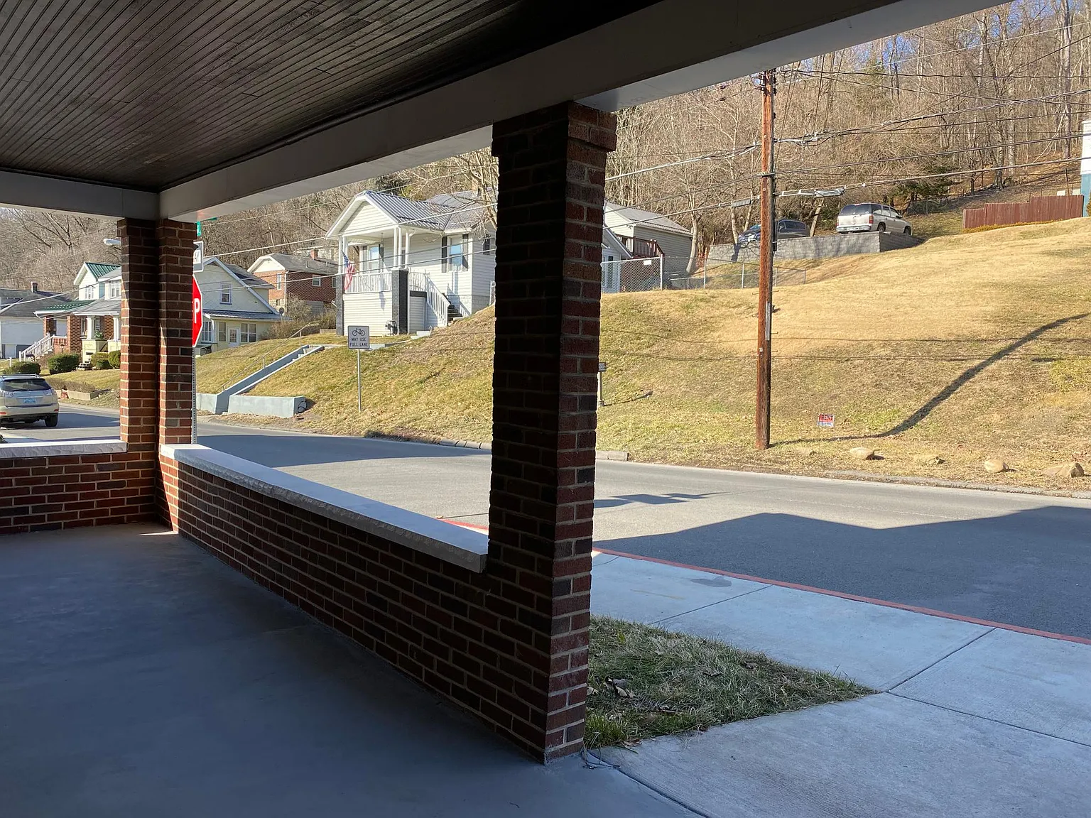 903 Bedford St — Photo 4