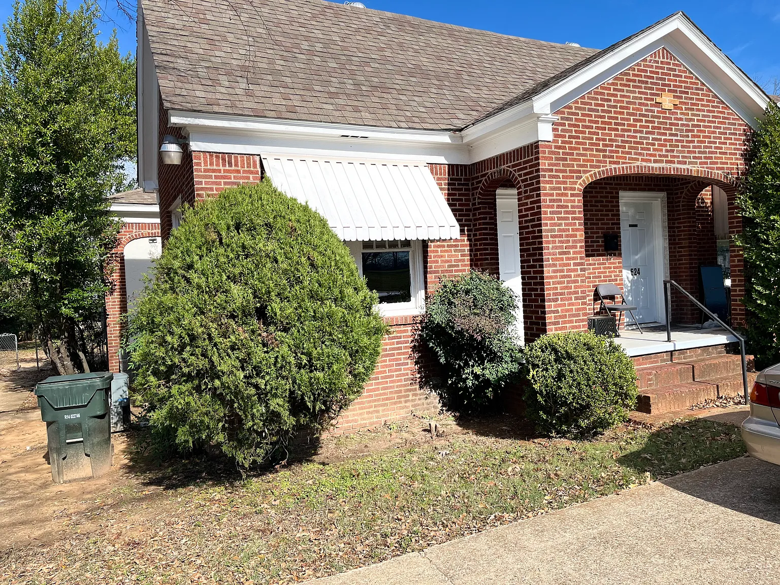 2 bed, 800 sqft, $1,200 — Photo 1