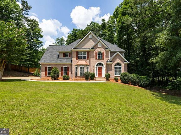 3rd image of 250 Ryans Ct