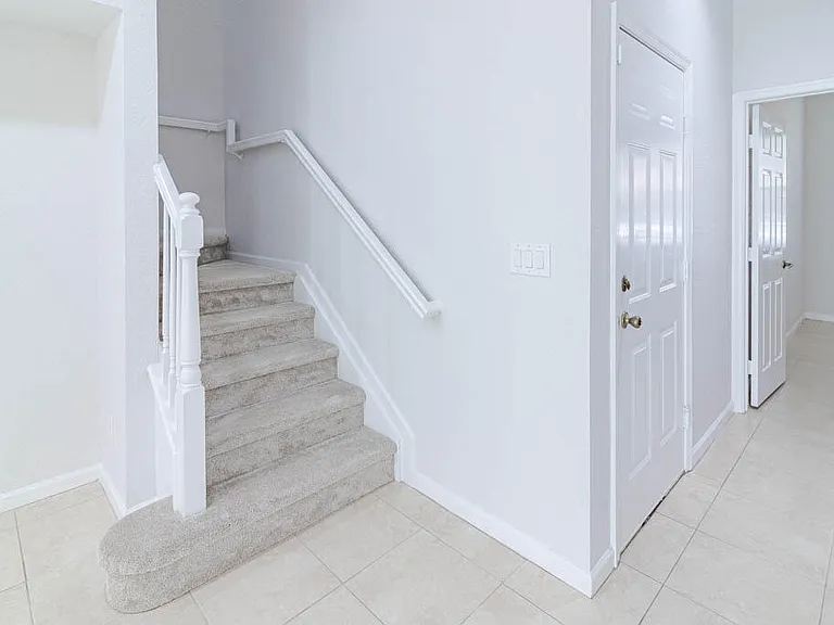 356 SE Bloxham Way — Photo 18