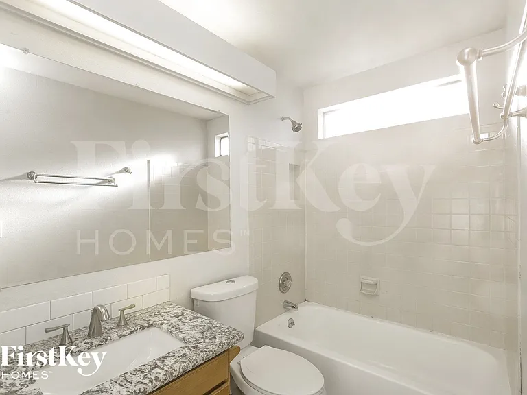 19634 N 13th St — Photo 13