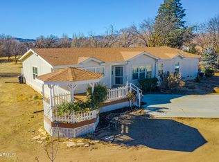 15181 W Sunshine Ln, Peeples Valley, AZ 86332