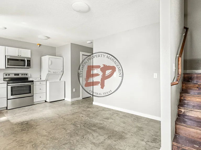 516 N 31st St #1 — Photo 5
