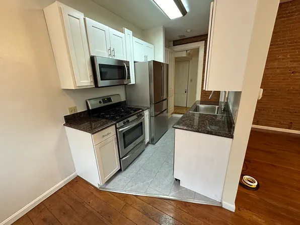 10 W Hollister St #1, Cincinnati, OH 45219