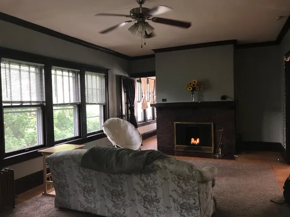 1008 1/2 3rd Ave, Eau Claire, WI 54703