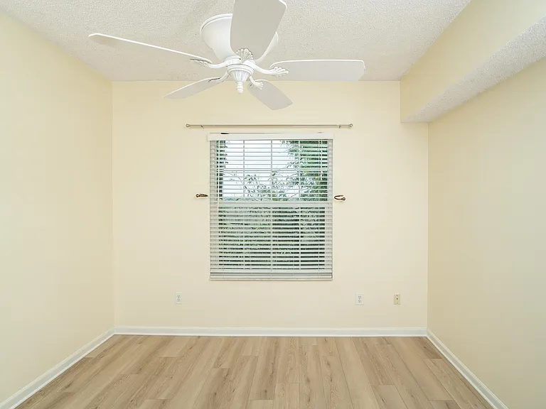 4010 Grande Vista Blvd #118 — Photo 32