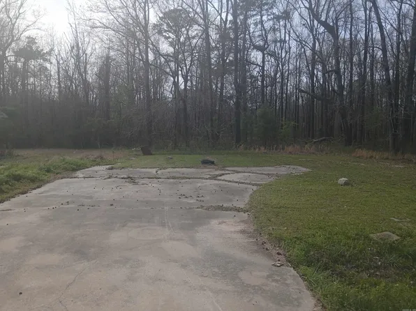 (undisclosed Address), Pine Bluff, AR 71603