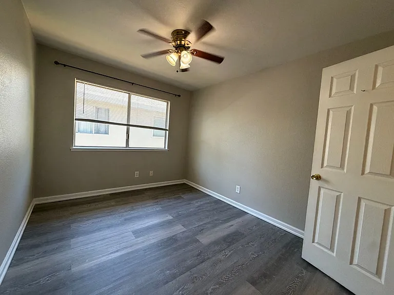 6236 Cavan Dr #4 — Photo 9