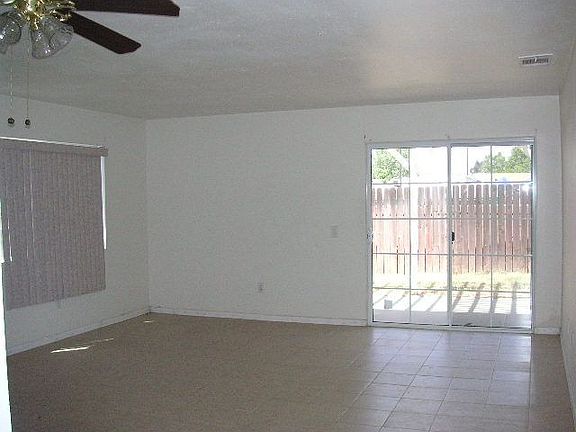 2nd image of 14549 Justin Pl
