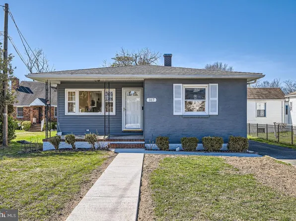 317 Townsend Rd, Essex, MD 21221