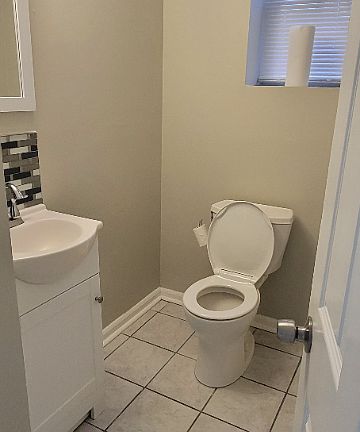 4th image of 5760 Theodosia Ave