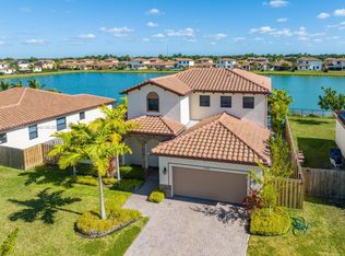 2495 SE 2nd St, Homestead, FL 33033