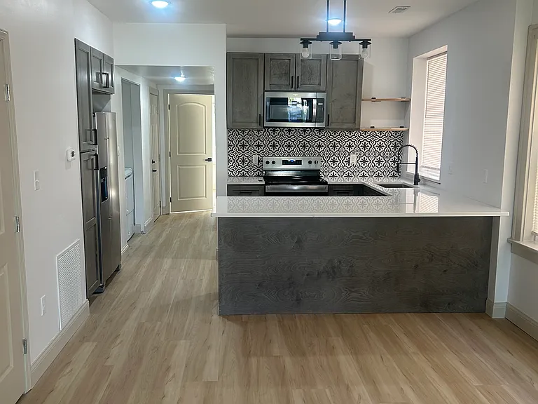 7236 Wise Ave #1 — Photo 2