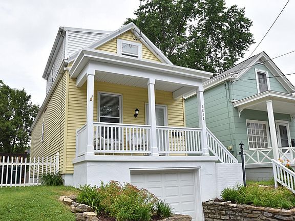 2nd image of 2853 Minto Ave