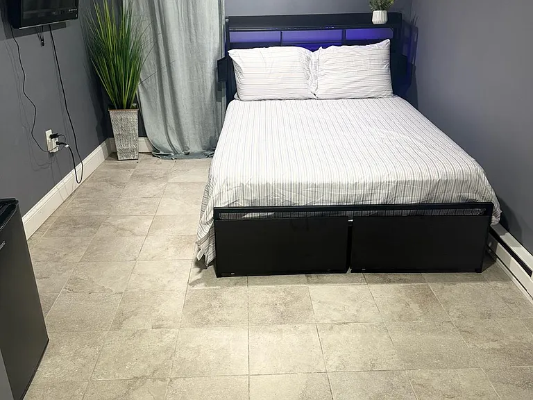 43 Kingston St #1 — Photo 1