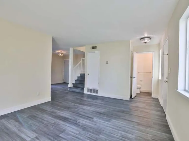 3229 Sieber Way — Photo 6