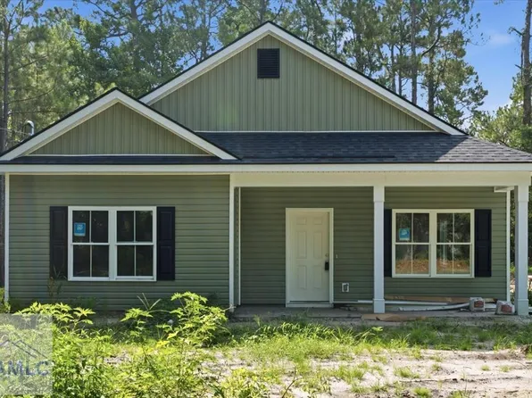 1300 Kentucky St, Darien, GA 31305