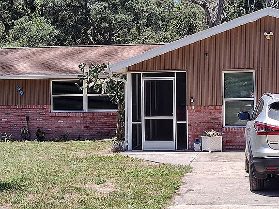 2nd image of 13129 Filbert St
