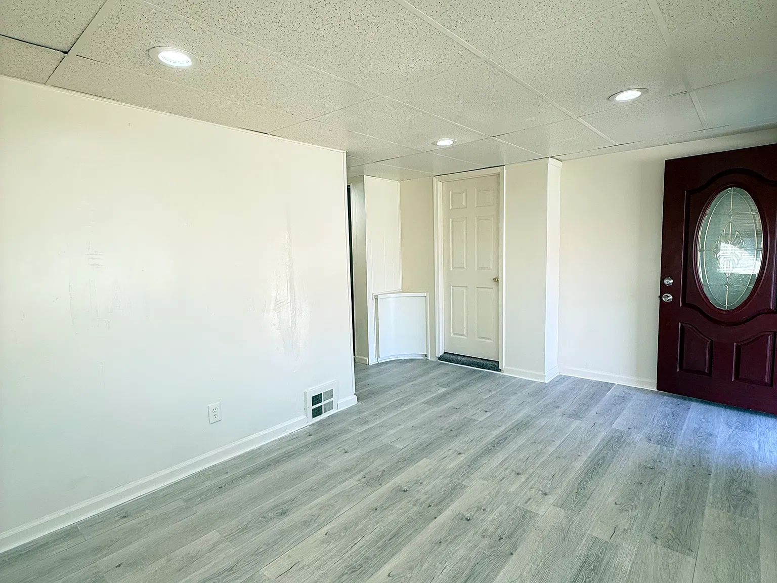 3 bed, 1032 sqft, $1,600 — Photo 3