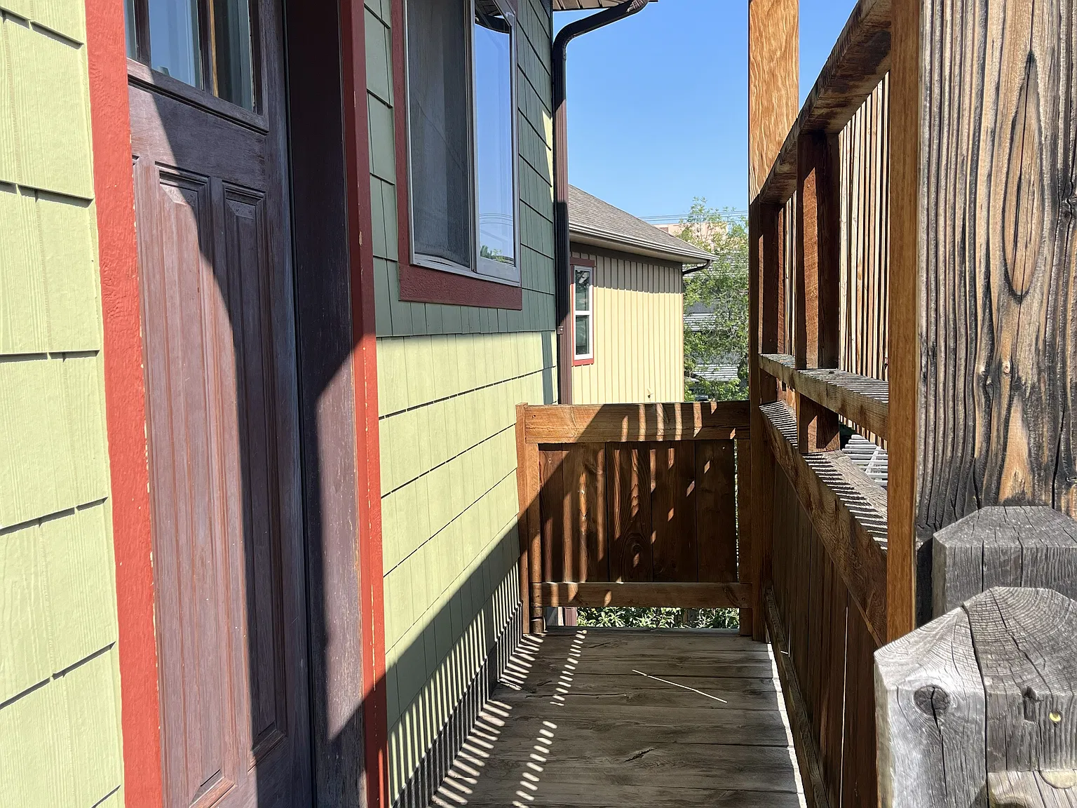 2 bed, 900 sqft, $1,800 — Photo 2