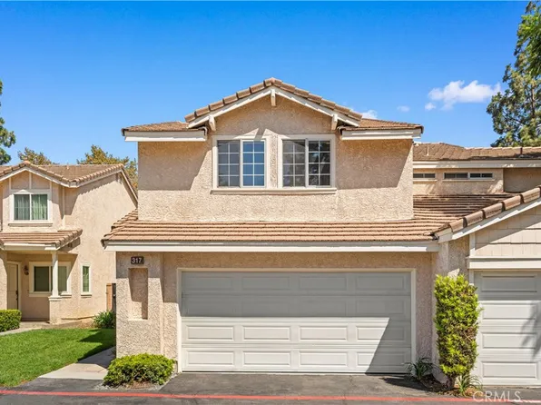 317 Somerset Ct, Azusa, CA 91702