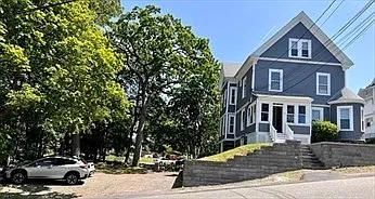 14 Fairview Ave #4 Photo 1