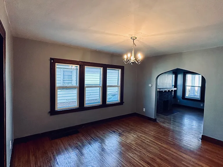 2913 Northwood Ave #1 — Photo 3