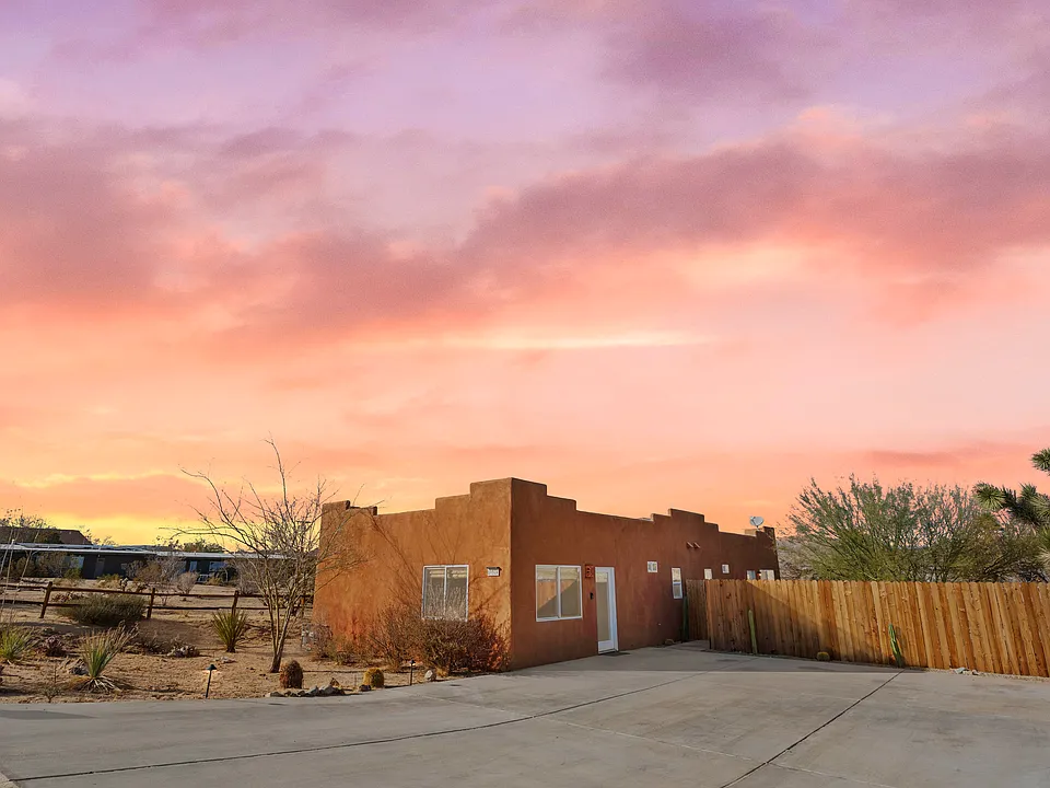 Desert Air Rd