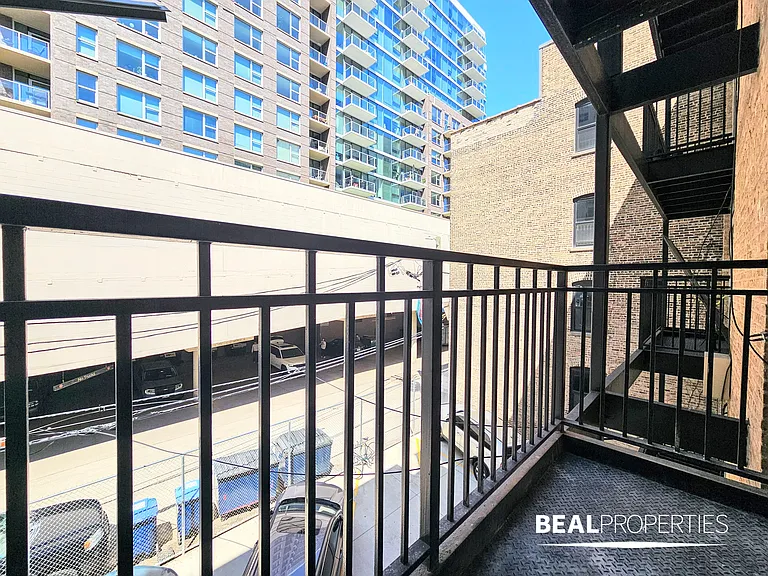 1220 North LaSalle Street — Photo 18