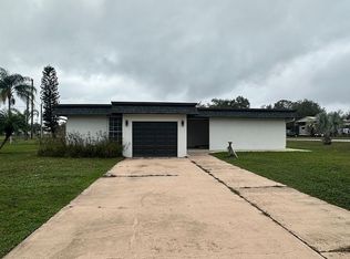25322 Columbia Cir, Lake Wales, FL 33898