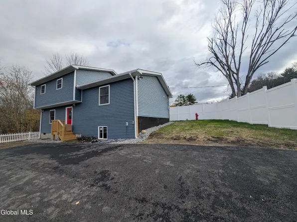 29 Meyers Street, Ticonderoga, NY 12883