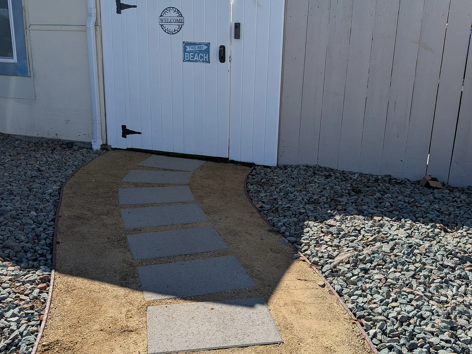 408 Delaware St — Photo 3