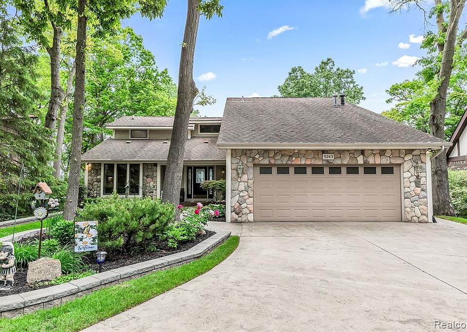 5243 Gallagher Blvd, Whitmore Lake, MI 48189 Zillow