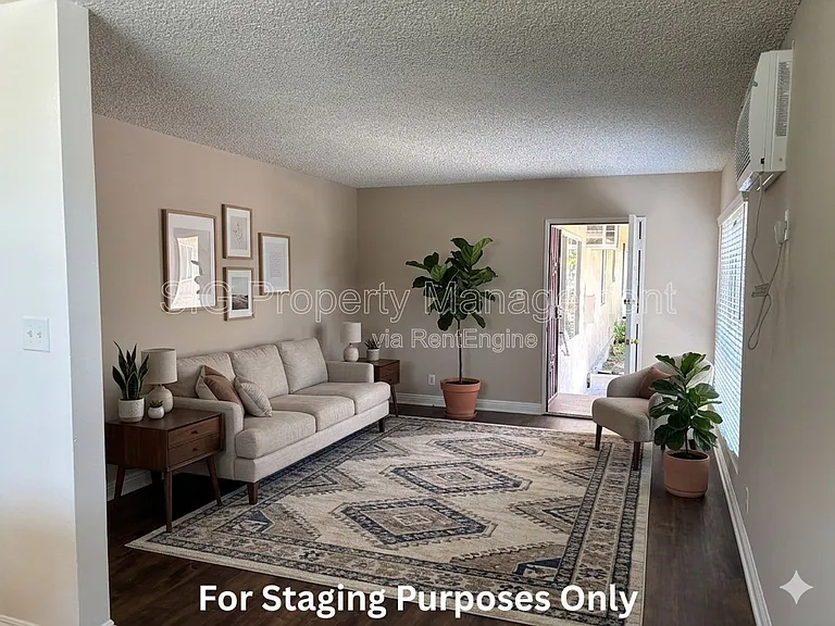3104 Montrose Ave #6 — Photo 3