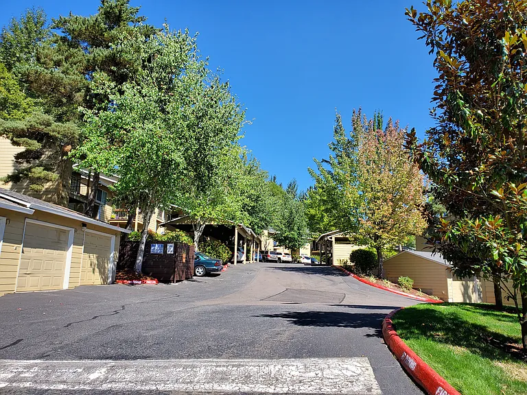 Wellington Estates — Photo 44