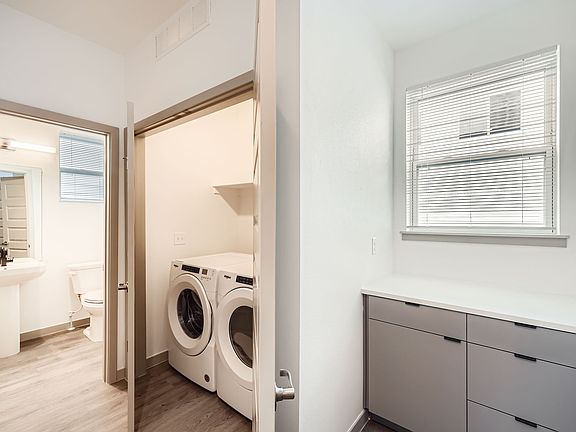 4th image of 19290 E 59th Ave #404