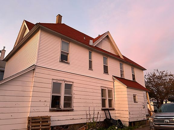 5th image of 203 7th St