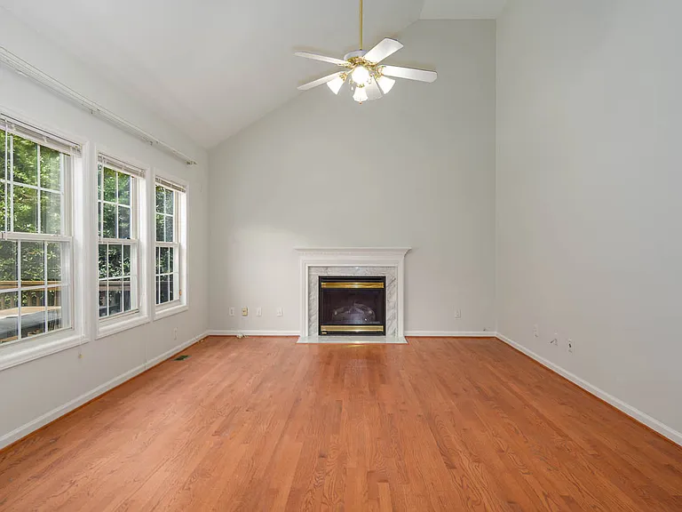200 Stablegate Dr — Photo 8
