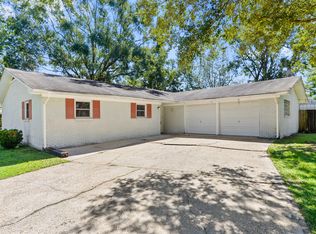 2705 Rolling Meadows Rd, Gautier, MS 39553