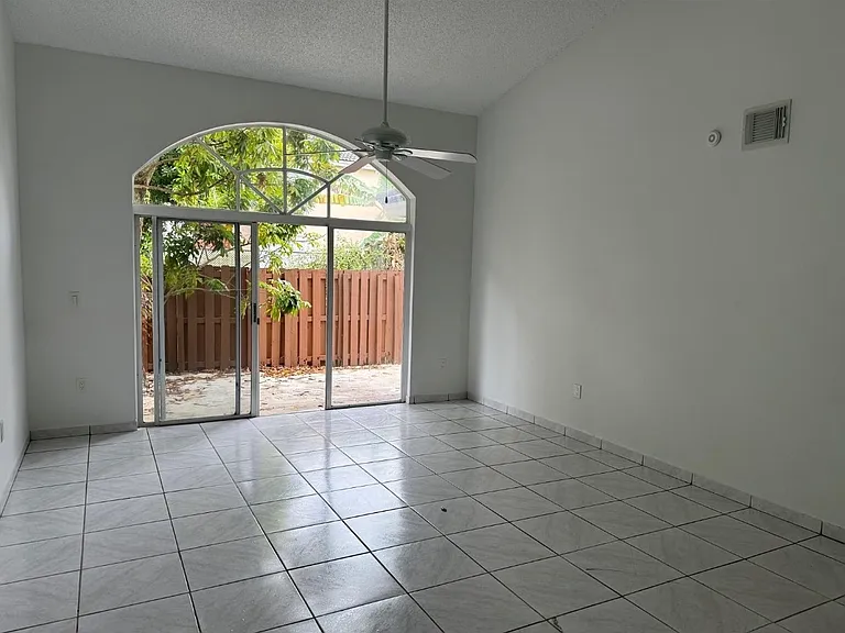 15871 SW 85th Ln — Photo 5