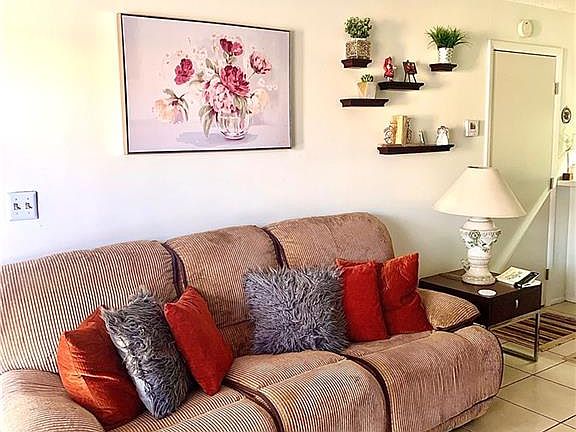 4th image of 5331 Summerlin Rd #3110