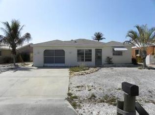 12137 Moon Shell Dr, Matlacha Isles, FL 33991