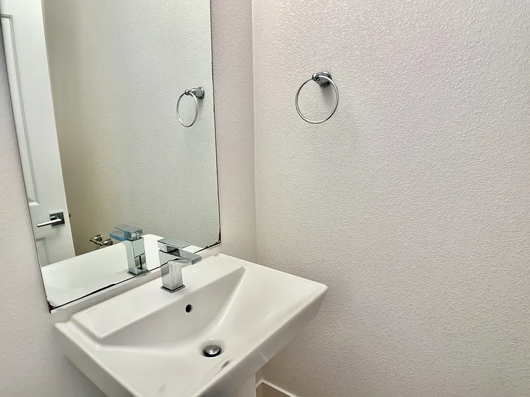 2933 Lamory Pl #113 — Photo 13