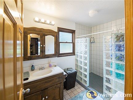 Downstairs bathroom (.75) with double shower