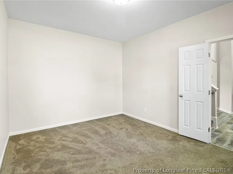 645 Highgrove Dr — Photo 13