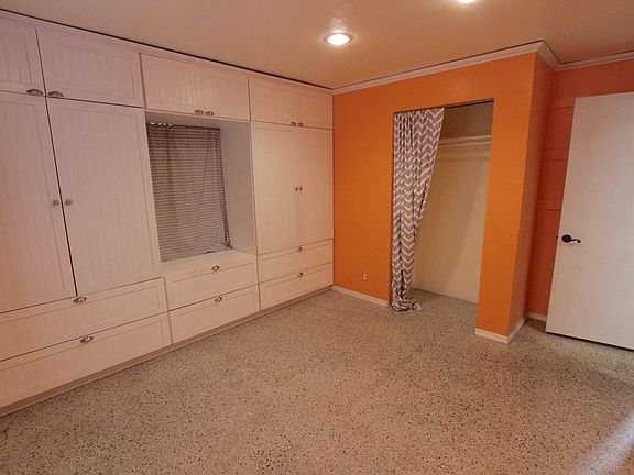 4th image of 5457 NE 3rd Ave