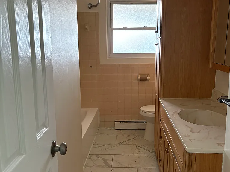 479 Sue Dr — Photo 4