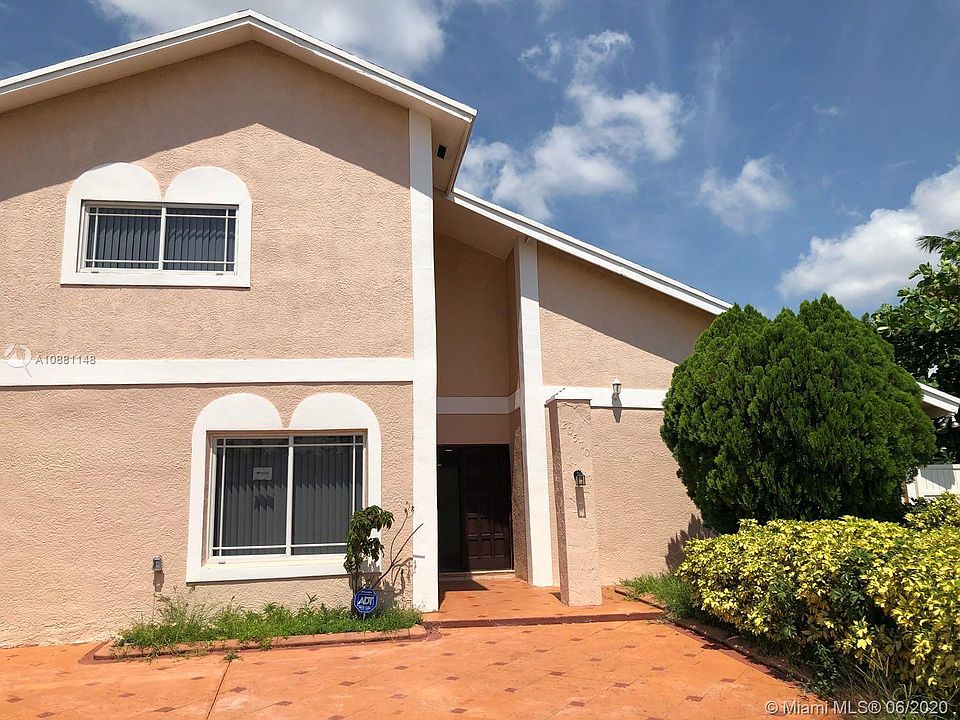 1st image of 20570 NE 8th Ct #0