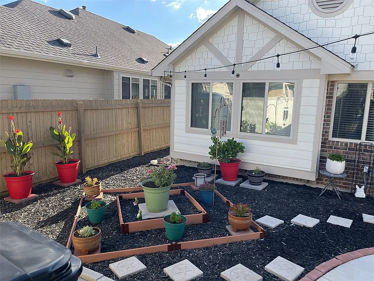 108 Lasino Dr — Photo 34